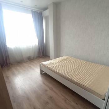 Сдается 2-х комнатная квартира, 70 м²