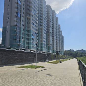 Сдается 2-х комнатная квартира, 65 м²