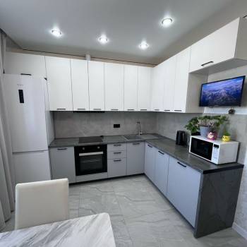 Сдается 2-х комнатная квартира, 65 м²
