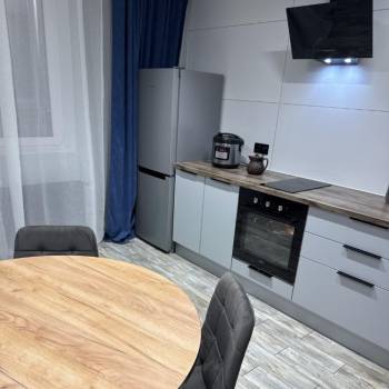 Сдается 1-комнатная квартира, 46 м²
