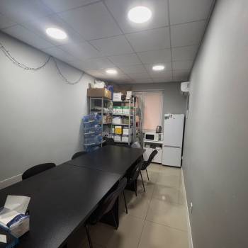 Сдается Нежилое помещение, 122,72 м²