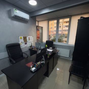 Сдается Нежилое помещение, 122,72 м²