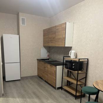 Сдается 1-комнатная квартира, 37 м²