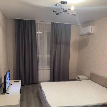 Сдается 1-комнатная квартира, 37 м²