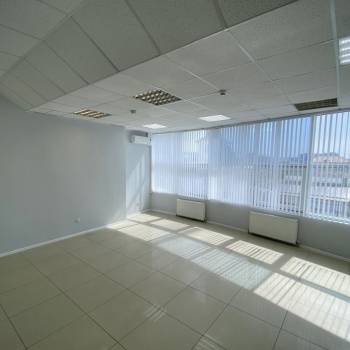 Сдается Нежилое помещение, 32 м²