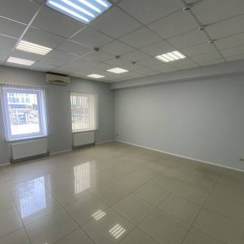 Сдается Нежилое помещение, 32 м²