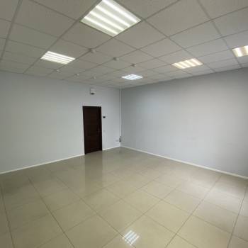 Сдается Нежилое помещение, 32 м²