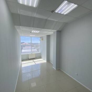 Сдается Нежилое помещение, 32 м²