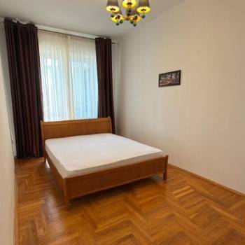 Сдается 2-х комнатная квартира, 86 м²