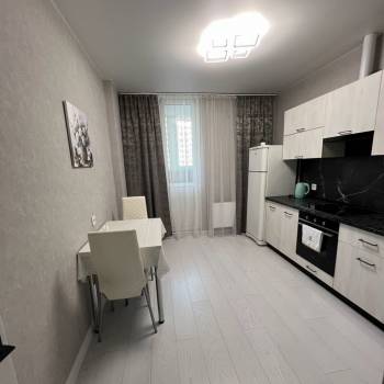 Сдается 1-комнатная квартира, 41,1 м²