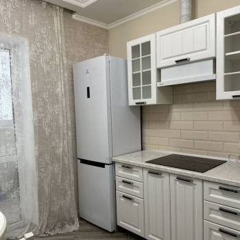 Сдается Многокомнатная квартира, 56 м²
