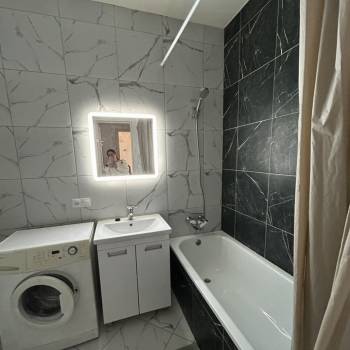 Сдается 1-комнатная квартира, 39 м²