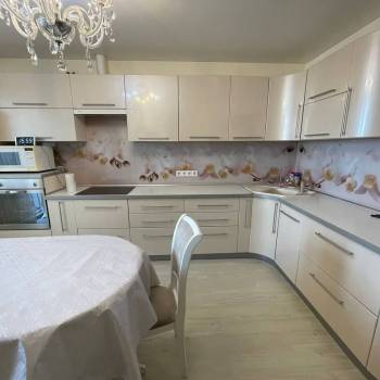 Сдается 2-х комнатная квартира, 66 м²