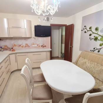 Сдается 2-х комнатная квартира, 66 м²