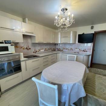 Сдается 2-х комнатная квартира, 66 м²