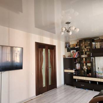 Продается Многокомнатная квартира, 77,6 м²