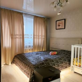 Продается Многокомнатная квартира, 77,6 м²