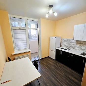 Сдается 2-х комнатная квартира, 58 м²