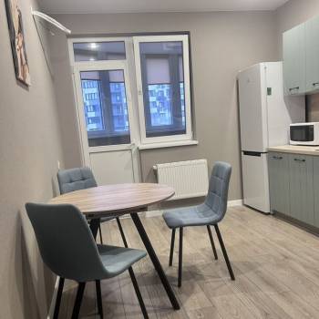Сдается 1-комнатная квартира, 46 м²