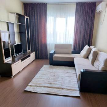 Сдается 2-х комнатная квартира, 80 м²