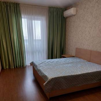 Сдается 2-х комнатная квартира, 80 м²