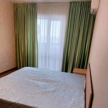 Сдается 2-х комнатная квартира, 80 м²