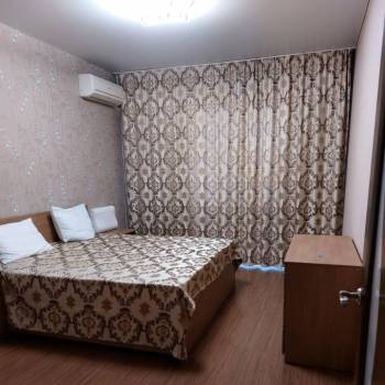 Сдается 2-х комнатная квартира, 80 м²