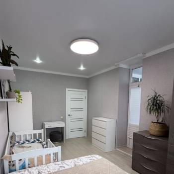 Продается 1-комнатная квартира, 49,1 м²