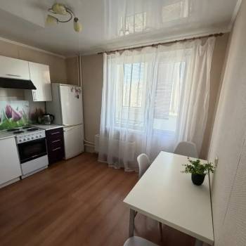 Сдается 2-х комнатная квартира, 58 м²