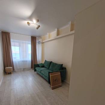 Продается 1-комнатная квартира, 40 м²