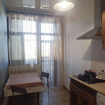 Сдается 1-комнатная квартира, 50 м²