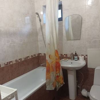Сдается 1-комнатная квартира, 50 м²