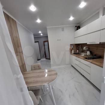Сдается 1-комнатная квартира, 42 м²