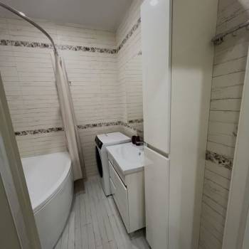 Сдается 2-х комнатная квартира, 56 м²