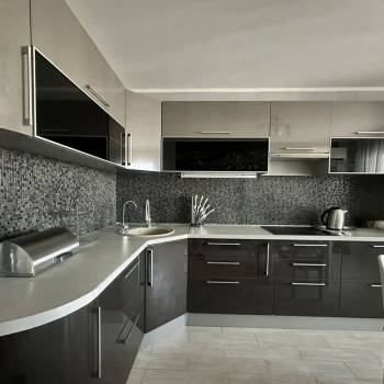 Сдается 2-х комнатная квартира, 67 м²