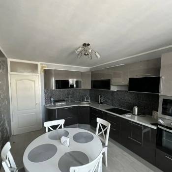 Сдается 2-х комнатная квартира, 67 м²
