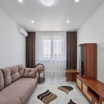 Сдается 1-комнатная квартира, 45 м²