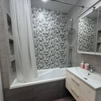 Сдается 1-комнатная квартира, 41,7 м²