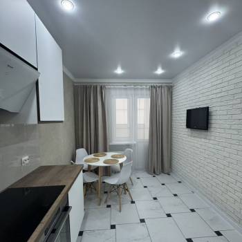 Сдается 1-комнатная квартира, 41,7 м²