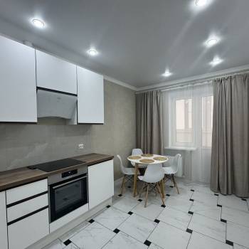 Сдается 1-комнатная квартира, 41,7 м²