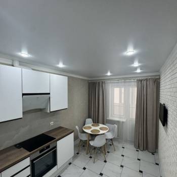 Сдается 1-комнатная квартира, 41,7 м²