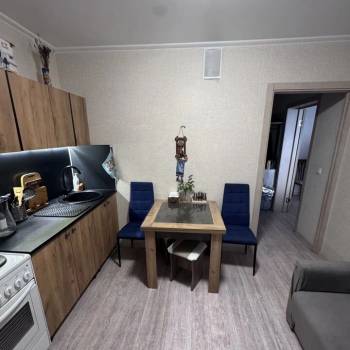 Сдается 1-комнатная квартира, 40 м²