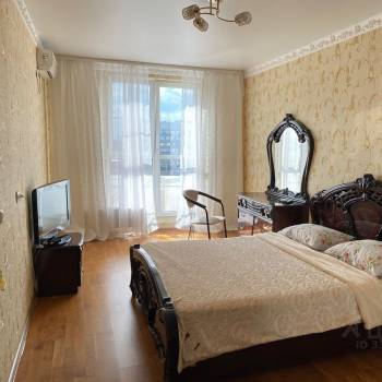 Сдается 1-комнатная квартира, 48 м²