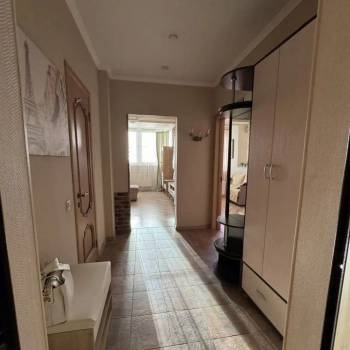 Сдается 1-комнатная квартира, 49 м²