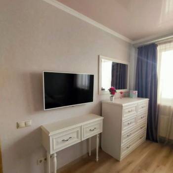 Сдается 1-комнатная квартира, 49 м²