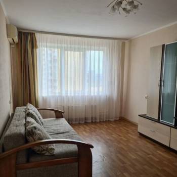Сдается 1-комнатная квартира, 38,2 м²