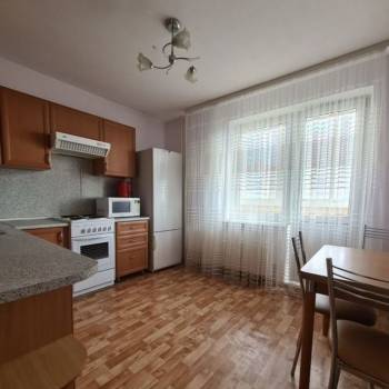 Сдается 1-комнатная квартира, 38,2 м²