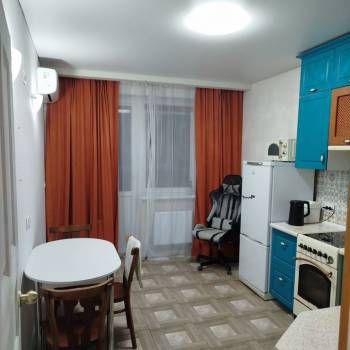 Сдается 2-х комнатная квартира, 60 м²