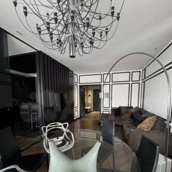 Сдается 2-х комнатная квартира, 83 м²