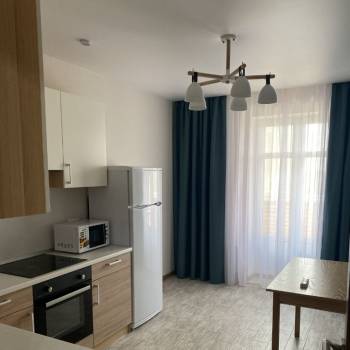 Сдается 1-комнатная квартира, 46 м²